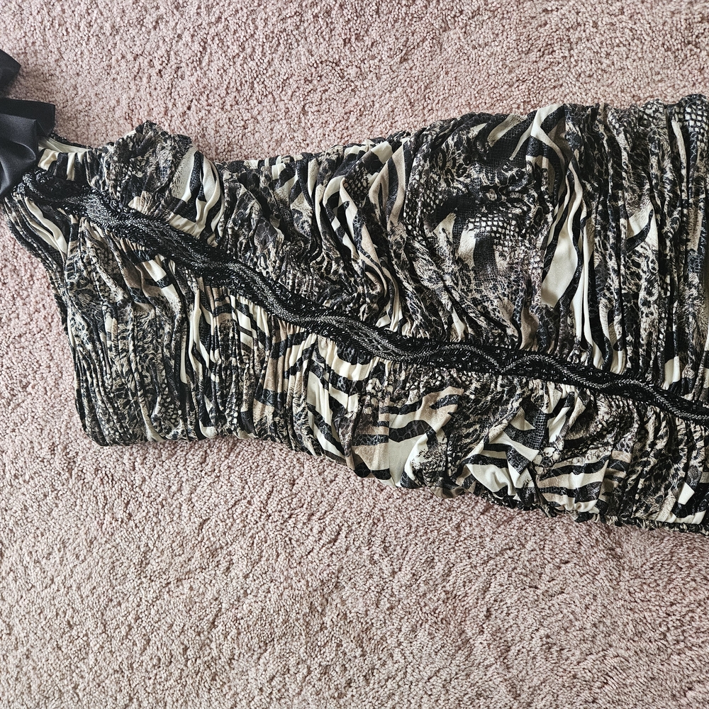 Chic Animal Print Dress